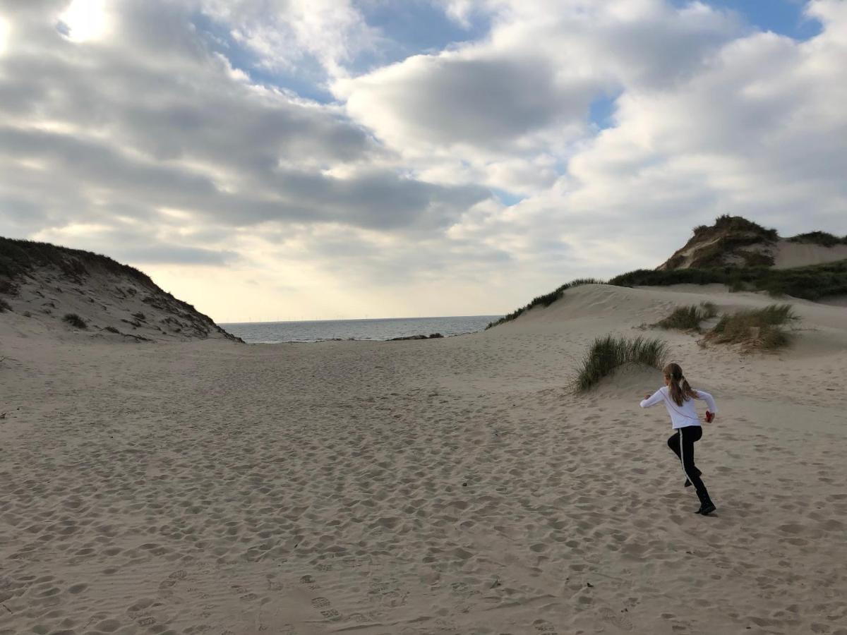 Strandhuis Everts Egmond aan Zee Buitenkant foto
