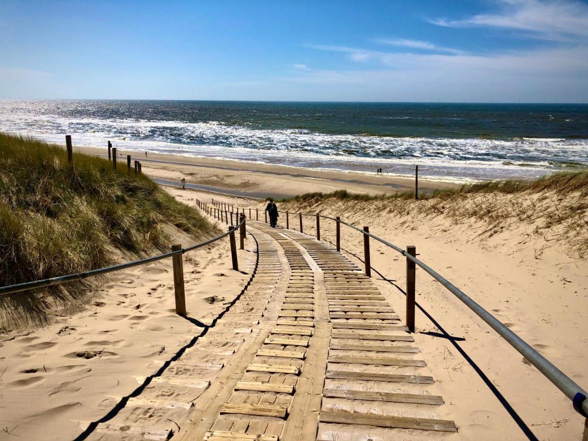 Strandhuis Everts Egmond aan Zee Buitenkant foto